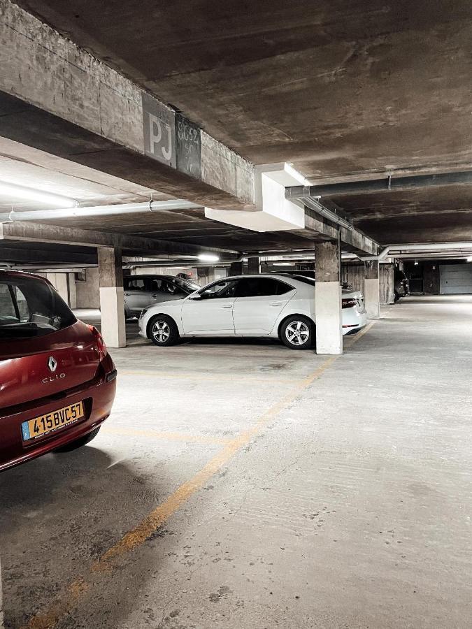 Le Cocon Blanc Metz - T2 - Parking Prive - Balcon - Nouvelle Ville, Gare Exteriör bild