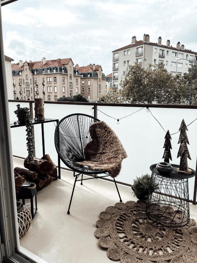 Le Cocon Blanc Metz - T2 - Parking Prive - Balcon - Nouvelle Ville, Gare Exteriör bild